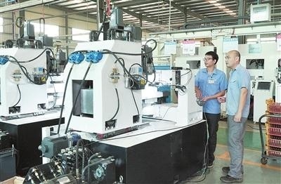 智能制造聯(lián)動互聯(lián)網(wǎng)信息，章貢區(qū)構(gòu)筑經(jīng)濟(jì)發(fā)展新格局